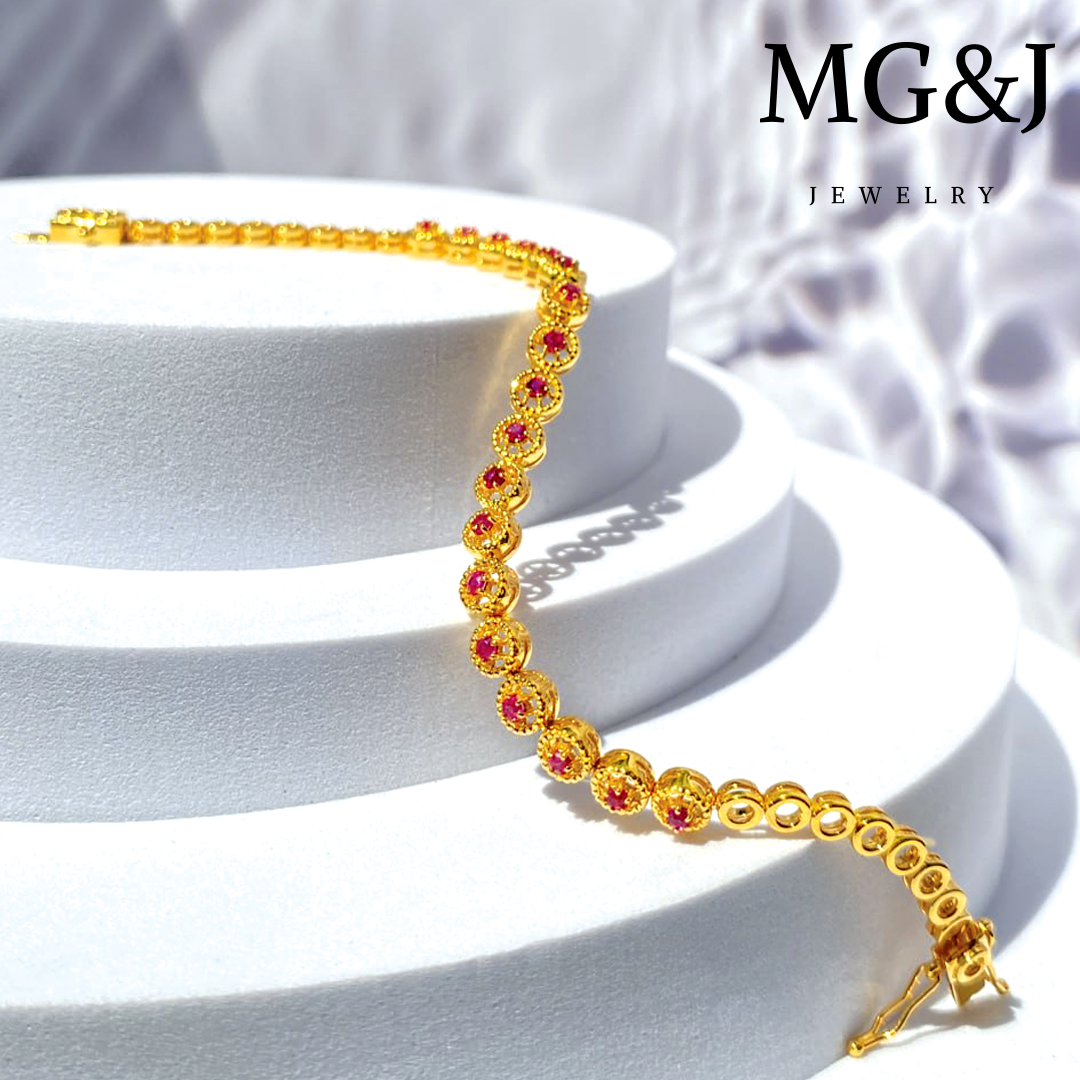 Crimson Bloom Bracelet