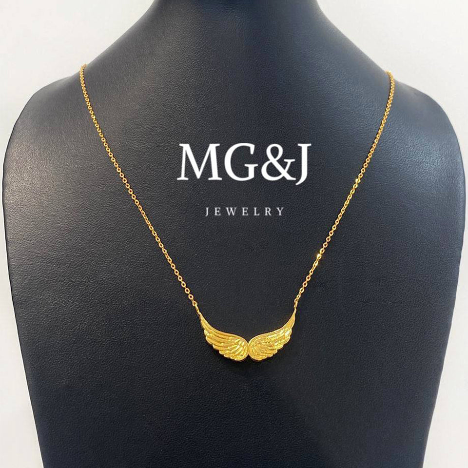Spreading Wings Necklace