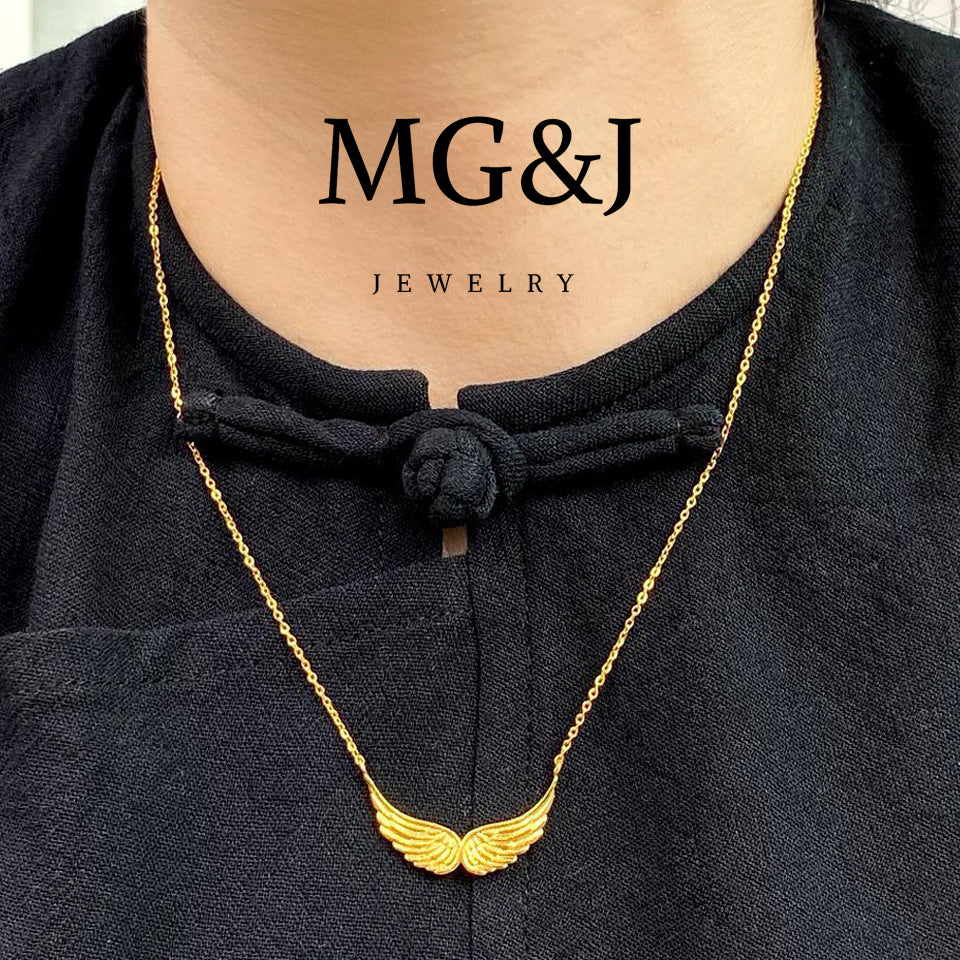 Spreading Wings Necklace