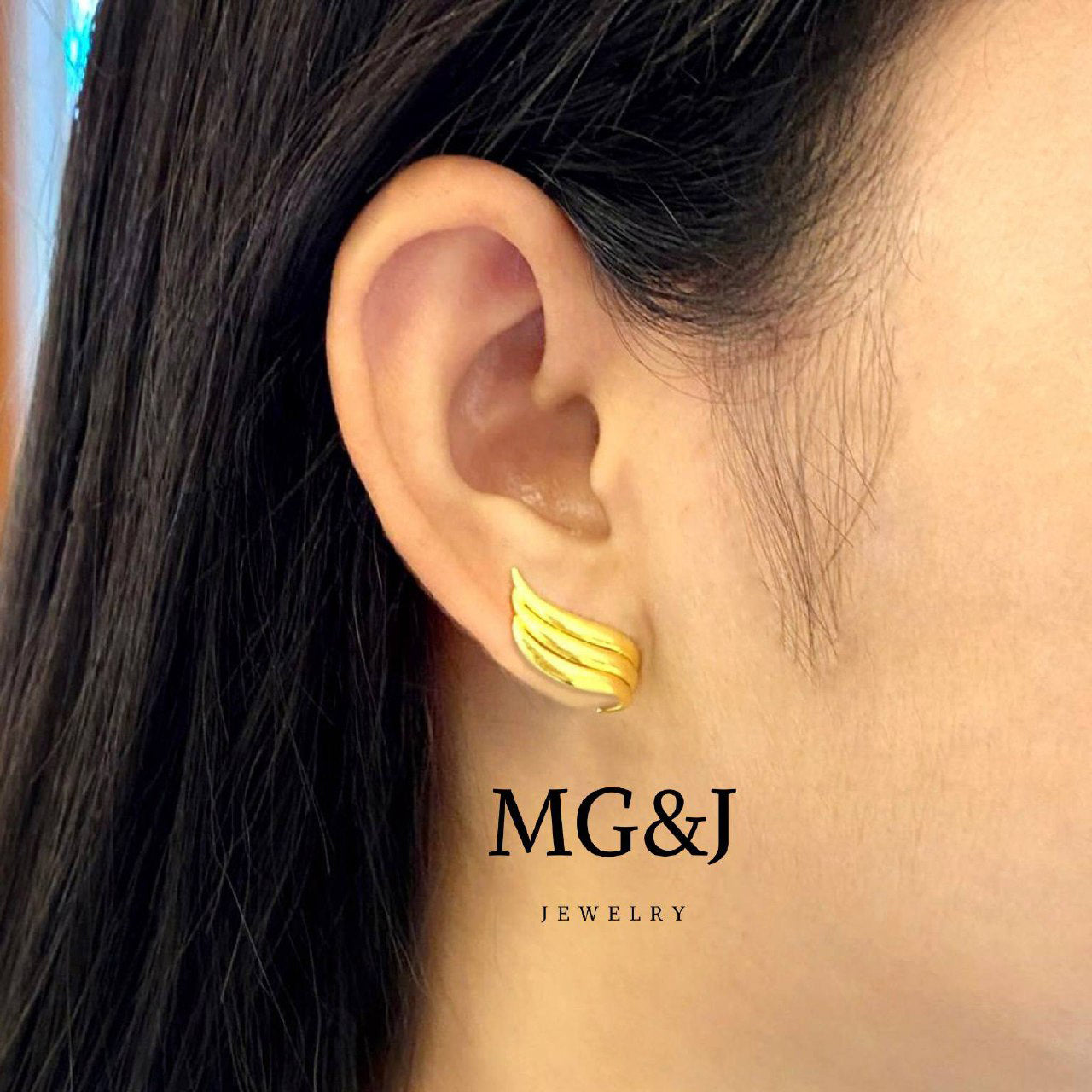Signature Wave Earrings