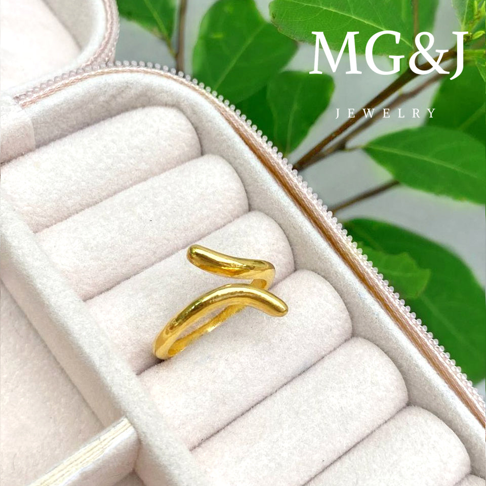Golden Spiral Ring