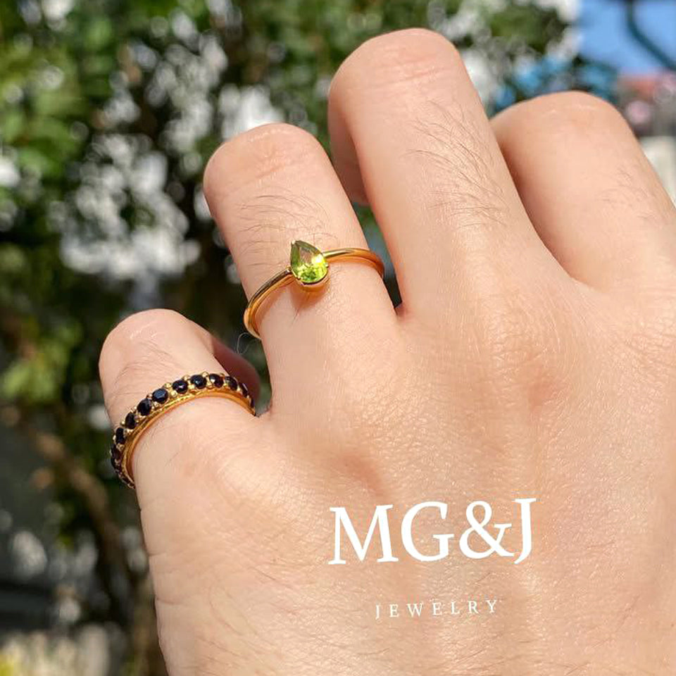 Raindrop Peridot Ring