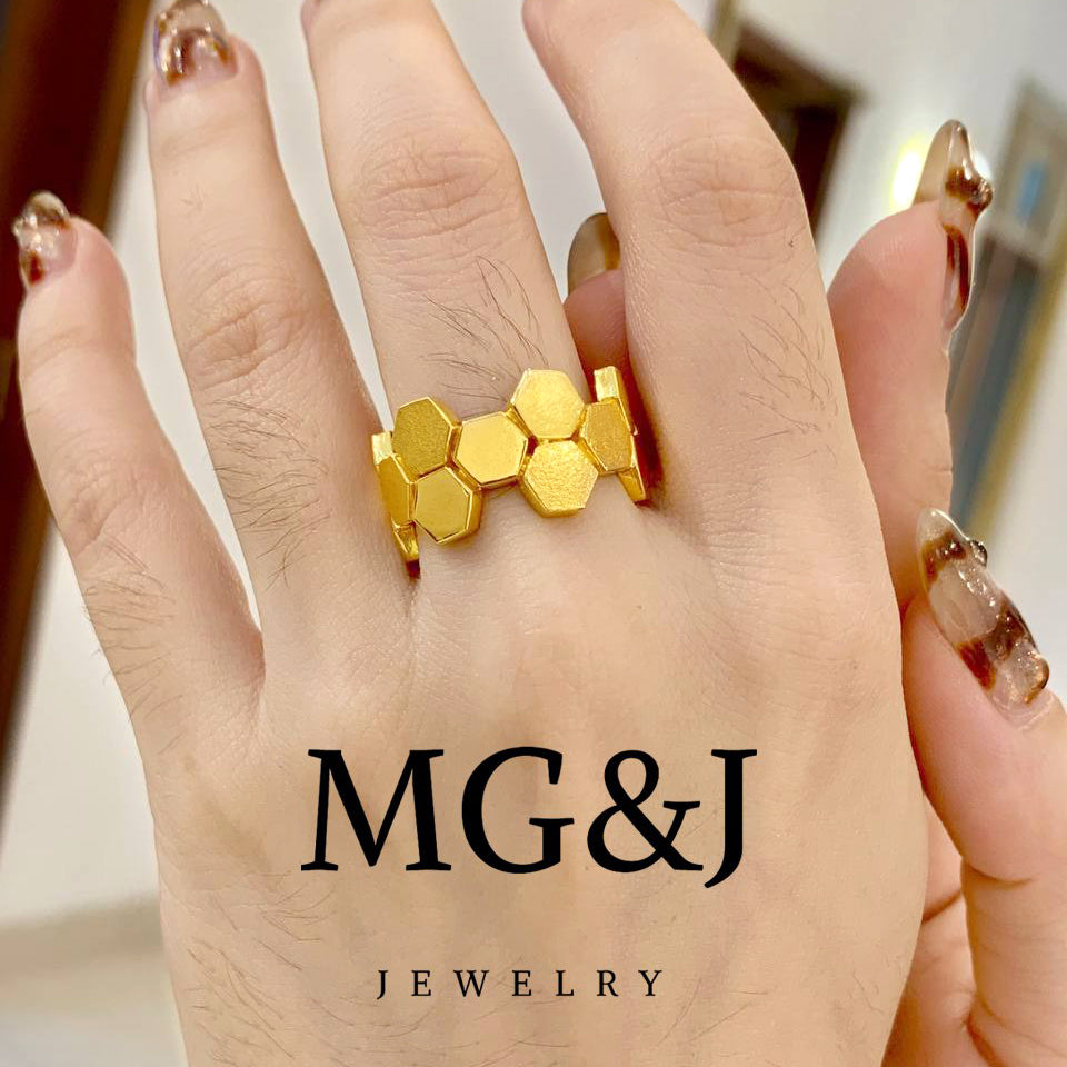 Honey Comb Ring