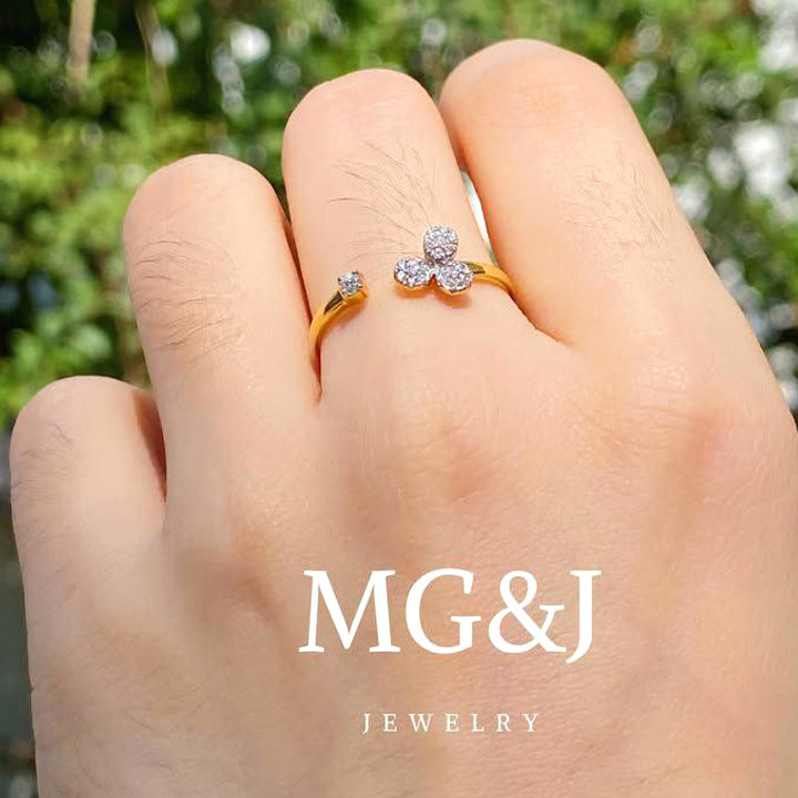 Diamonds Flower Ring