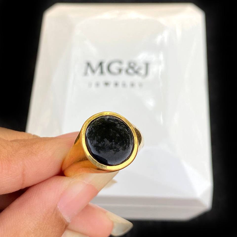 Circle Black Stone Golden Ring