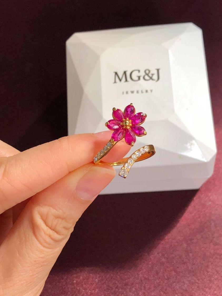Mogok Blooming Ruby and Diamonds Ring