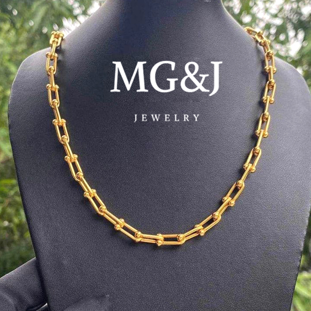 Modern Gold Necklace