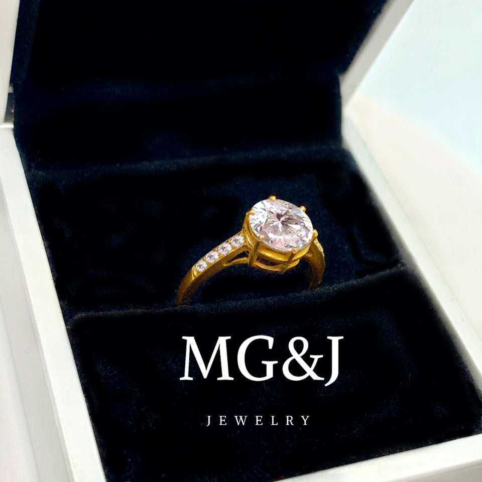 Round White Stone Band Ring
