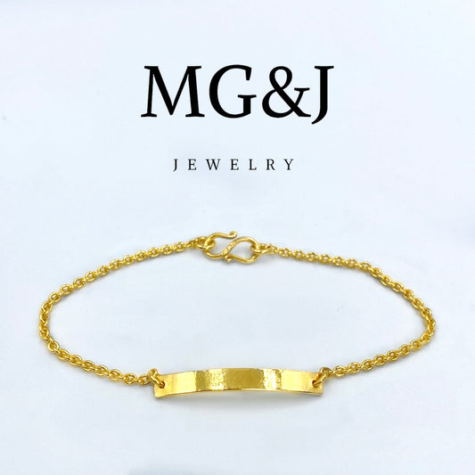 Minimalist Golden Bar Bracelet