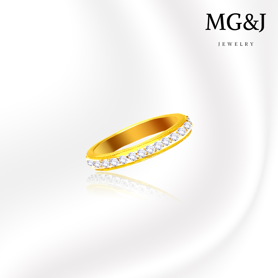 Full Diamonds band Ring
