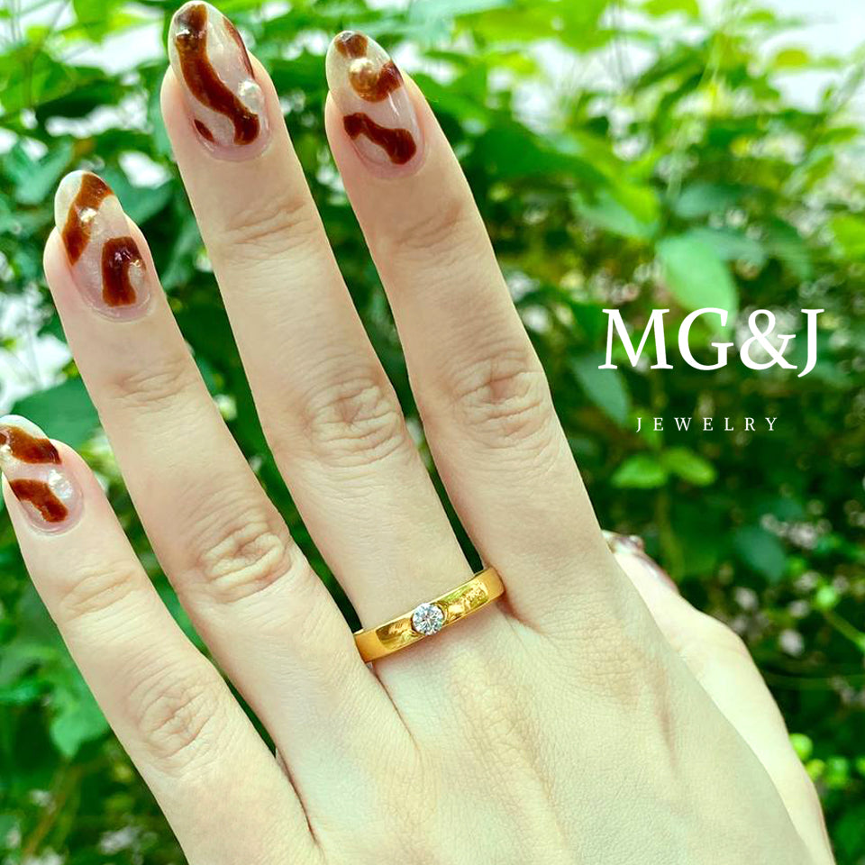 Simple Diamond Solitaire Ring