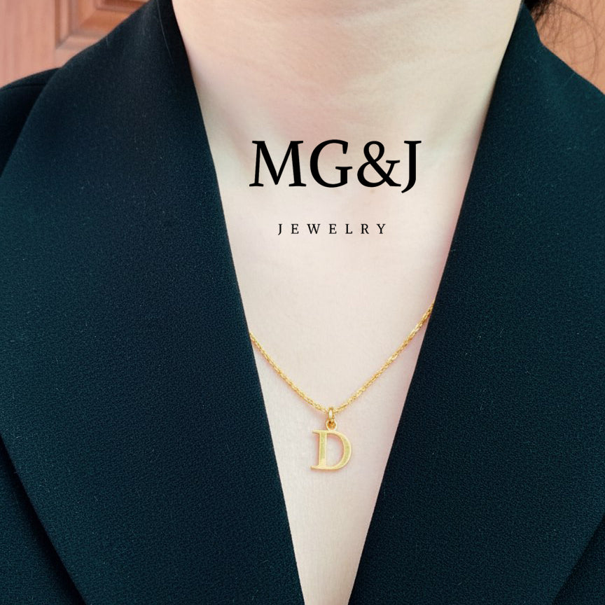 "D" Alphabet Pendant